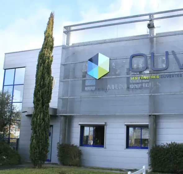 Équipe Ouvêo Menuiseries — fabrication sur mesure